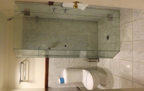 Royal Exhibition Hotel - Stayed 35