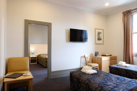 Royal Exhibition Hotel - Stayed 3