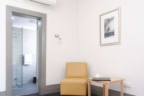 Royal Exhibition Hotel - Stayed 20