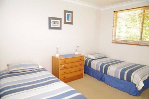 Coastwatch, 26 Comara Terrace - Stayed 8