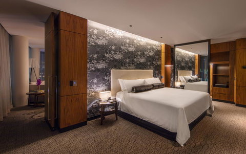 The Darling At The Star - Stayed 12