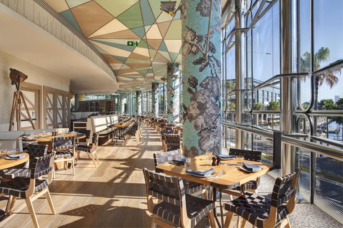 The Darling At The Star - Stayed 22