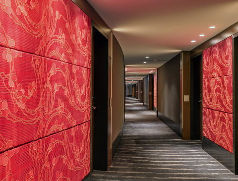 The Darling At The Star - Stayed 36