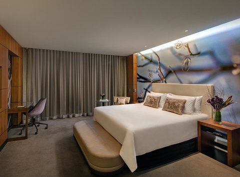 The Darling At The Star - Stayed 43