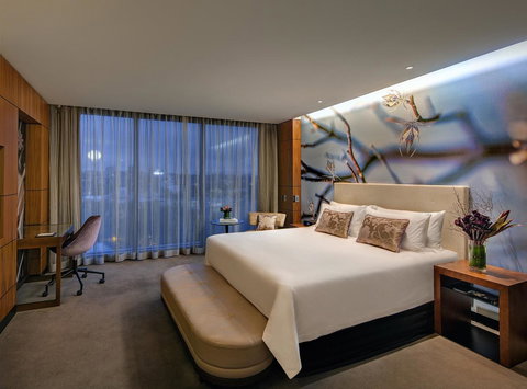 The Darling At The Star - Stayed 41