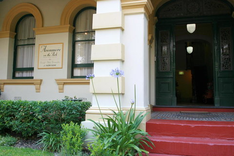 Avonmore On The Park Boutique Hotel - Stayed 26