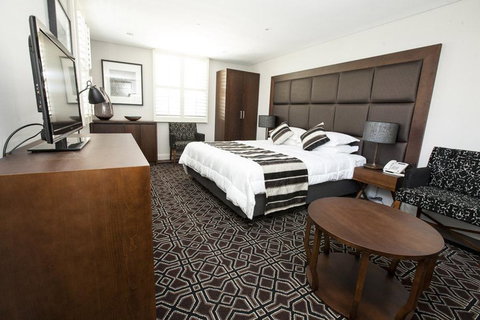 Avonmore On The Park Boutique Hotel - Stayed 37