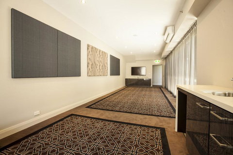 Avonmore On The Park Boutique Hotel - Stayed 38