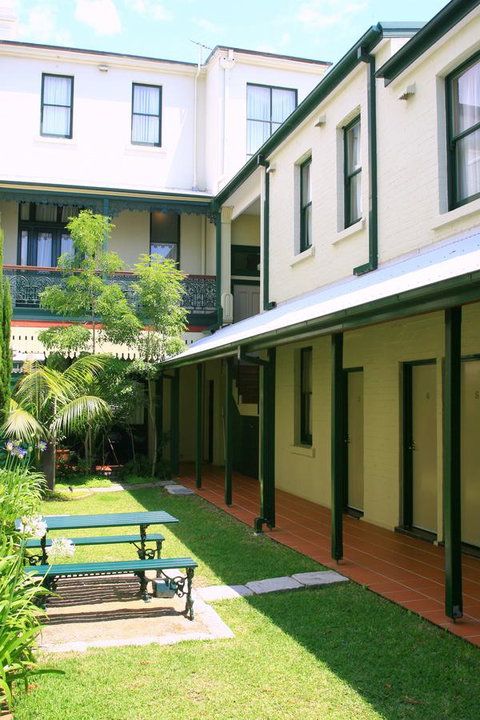 Avonmore On The Park Boutique Hotel - Stayed 25