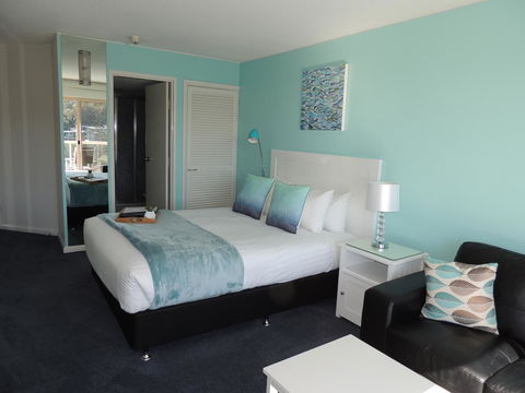 Charlesworth Bay Beach Resort - Stayed 34