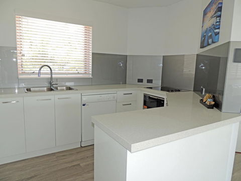 Charlesworth Bay Beach Resort - Stayed 9