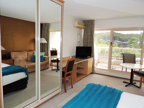 Charlesworth Bay Beach Resort - Stayed 31