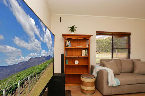 JE Guesthouse, Central To All The Hunter Valley Has To Offer - Stayed 5