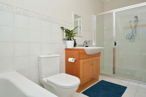 JE Guesthouse, Central To All The Hunter Valley Has To Offer - Stayed 22