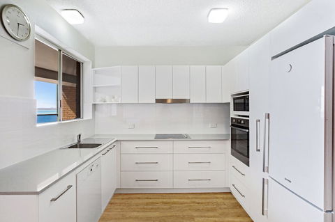 Victoria Parade, Kiah, Unit 10, 53 - Stayed 5