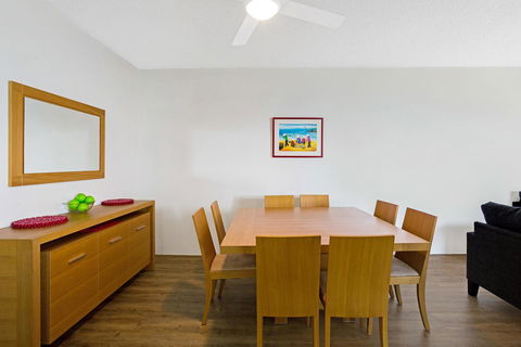 Victoria Parade, Kiah, Unit 10, 53 - Stayed 7
