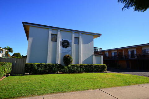 City Centre Apartments - Stayed 8