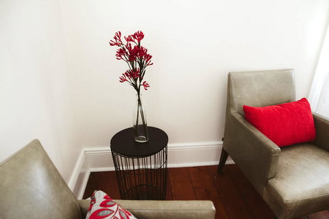 Morpeth Cottage - Stays Accommodation 9