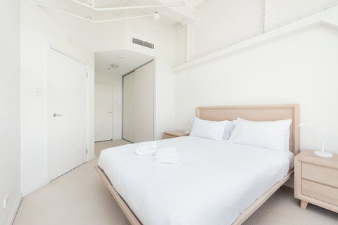 Waterfront Apartment On Sydney Harbour - Stayed 10