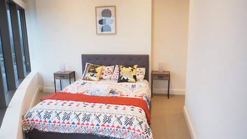 SkyGarden Sydney Olympic Park 3 & 4 Bedroom City View - Stayed 31