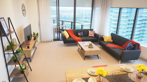 SkyGarden Sydney Olympic Park 3 & 4 Bedroom City View - Stayed 4