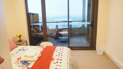 SkyGarden Sydney Olympic Park 3 & 4 Bedroom City View - Stayed 24