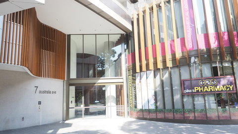 SkyGarden Sydney Olympic Park 3 & 4 Bedroom City View - Stayed 37