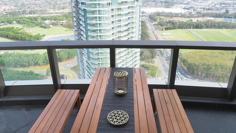 SkyGarden Sydney Olympic Park 3 & 4 Bedroom City View - Stayed 18