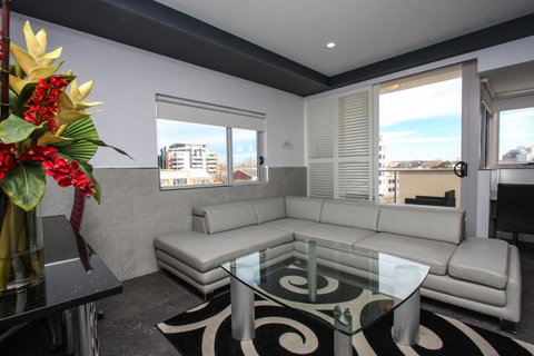 Honeysuckle Executive Apartments - Stayed 18