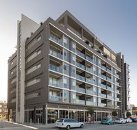 Honeysuckle Executive Apartments - Stayed