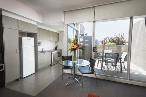 Honeysuckle Executive Apartments - Stayed 6