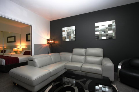 Honeysuckle Executive Apartments - Stayed 9