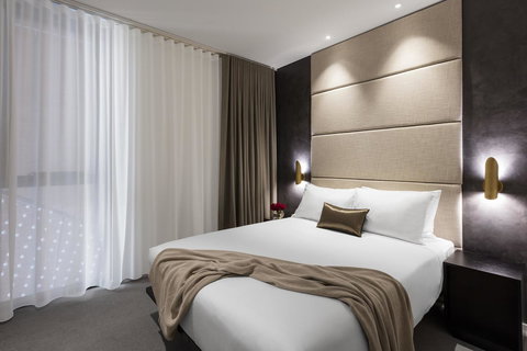 SKYE Suites Sydney - Stayed 23