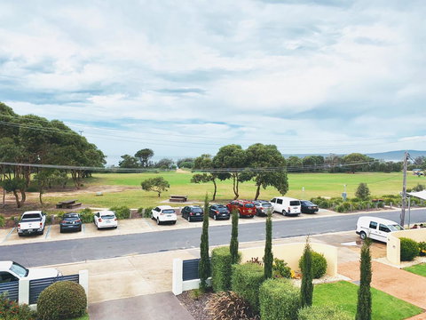 Seachange 3 - Stays Accommodation 1