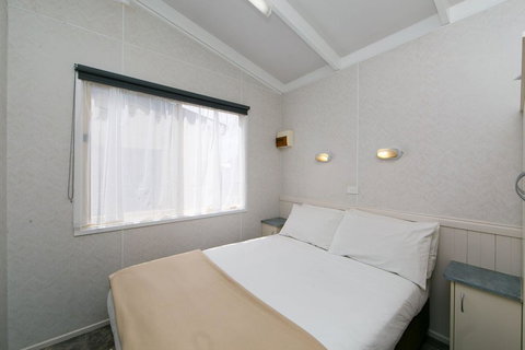 Crestview Tourist Park - Stays Accommodation 11