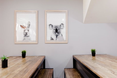 Mad Monkey Broadway - Stays Accommodation 0