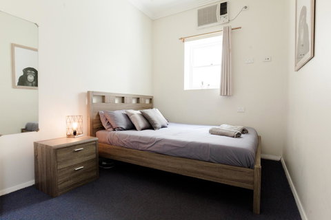 Mad Monkey Broadway - Stays Accommodation 20