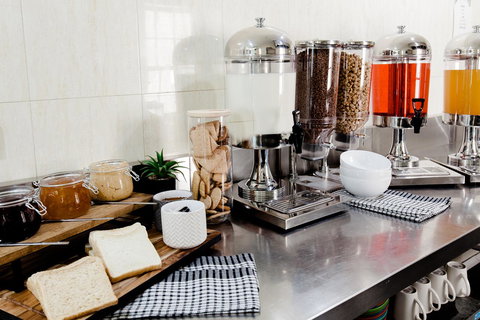 Mad Monkey Broadway - Stays Accommodation 26