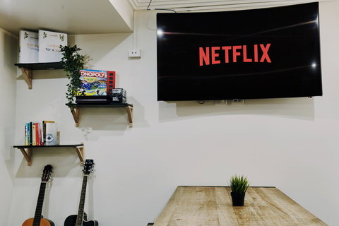 Mad Monkey Broadway - Stays Accommodation 12