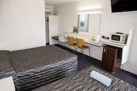 Coastal Bay Motel - Stayed 29