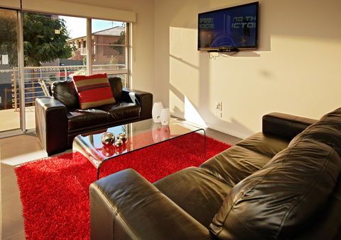 Charlestown Executive Apartments - Stayed 17
