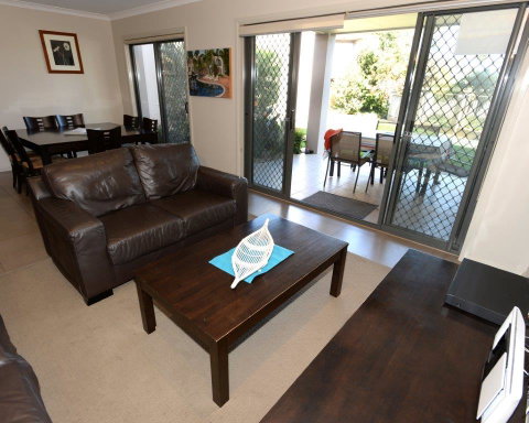 Yarrawonga Waterfront Apartments - Stayed 13