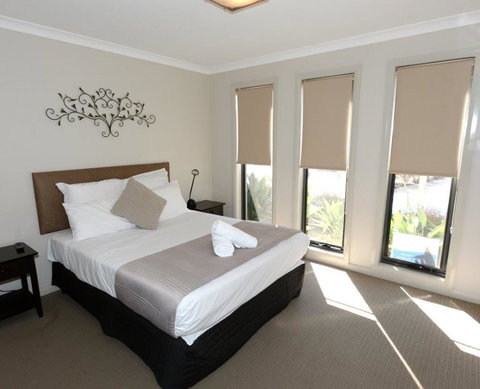Yarrawonga Waterfront Apartments - Stayed 14
