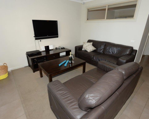 Yarrawonga Waterfront Apartments - Stayed 4