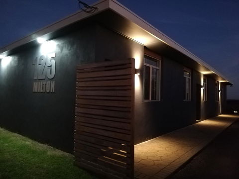 125 Milton - Stayed 12