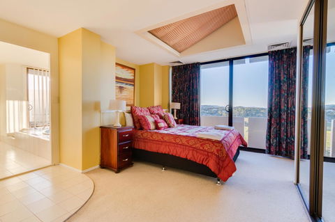 Pacific Towers Beach Resort - Stayed 16