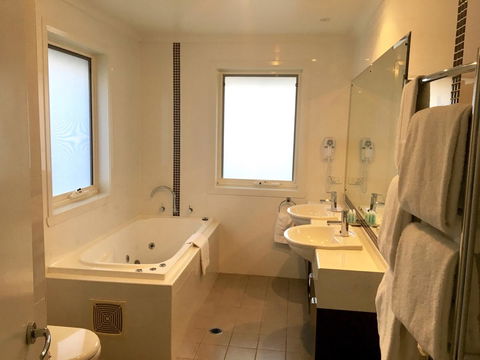 Encore Apartments - Stayed 3