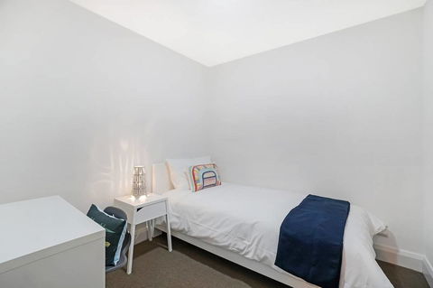 Cozy Apartment With Water View Plus Winter Garden - Stayed 3