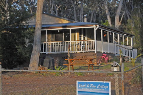 Bush & Bay Cottage - Stayed 6