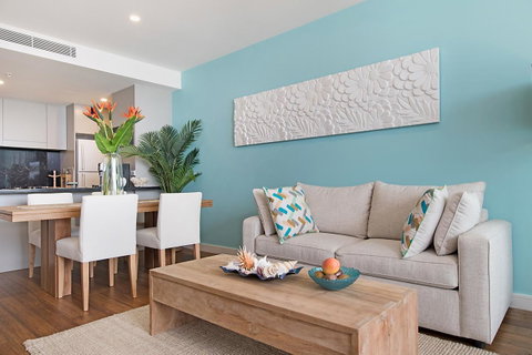 Arena Luxury Beachfront Apartment - Stayed 34